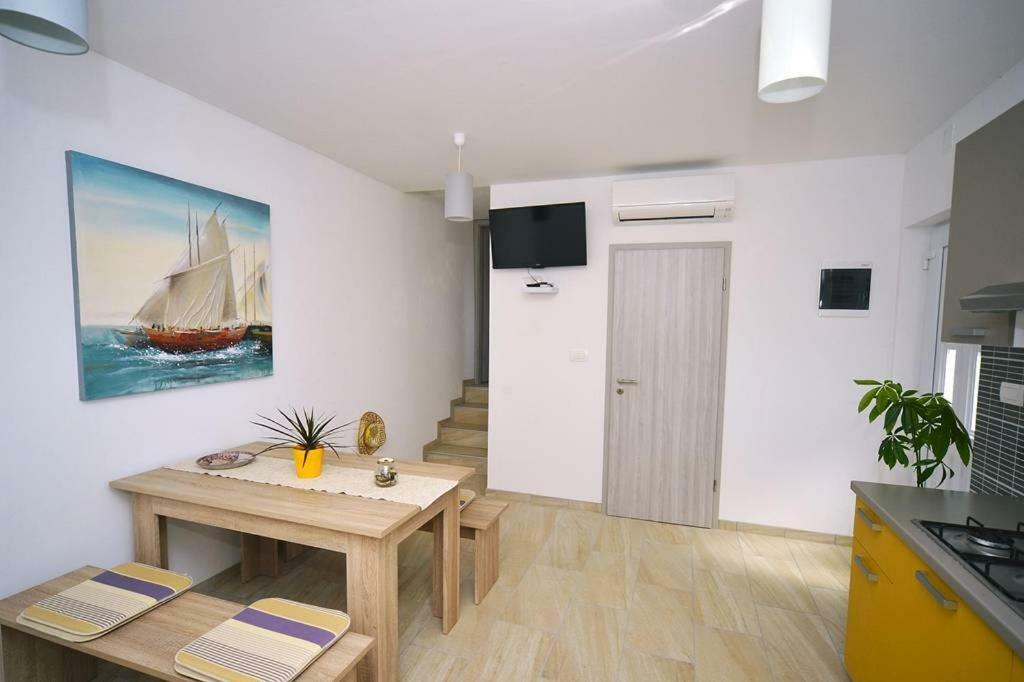 Jovich Apartments 2 Mošćenička Draga Exteriör bild
