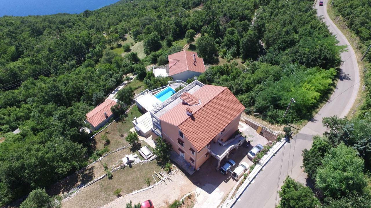 Jovich Apartments 2 Mošćenička Draga Exteriör bild