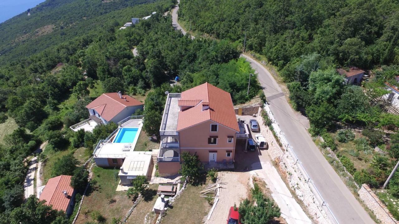 Jovich Apartments 2 Mošćenička Draga Exteriör bild